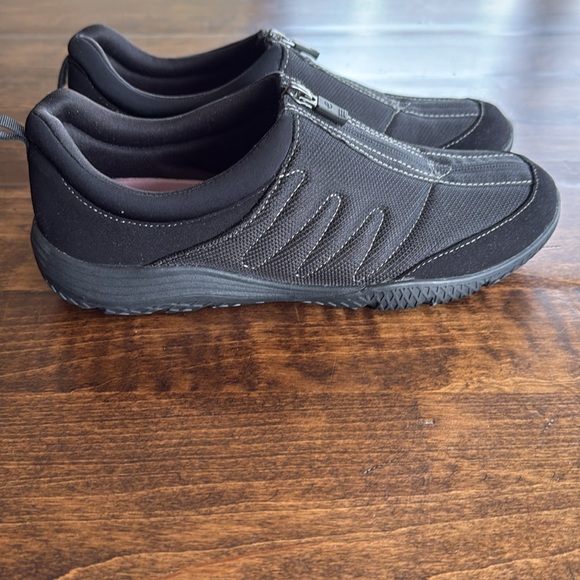 Easy Spirit Women's Bestrong Black Sneakers Size 9 - Picture 3 of 7